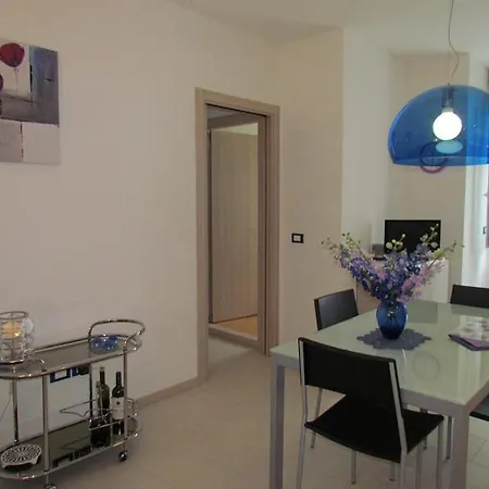 Silvida - 50m From The Center *